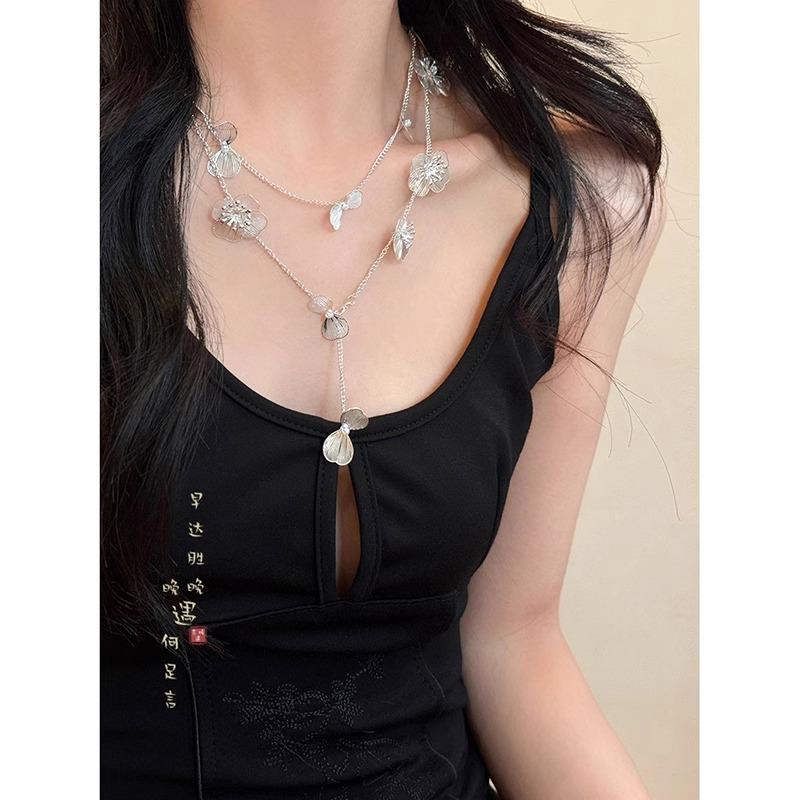 

Women s Retro Butterfly Flower Long Necklace