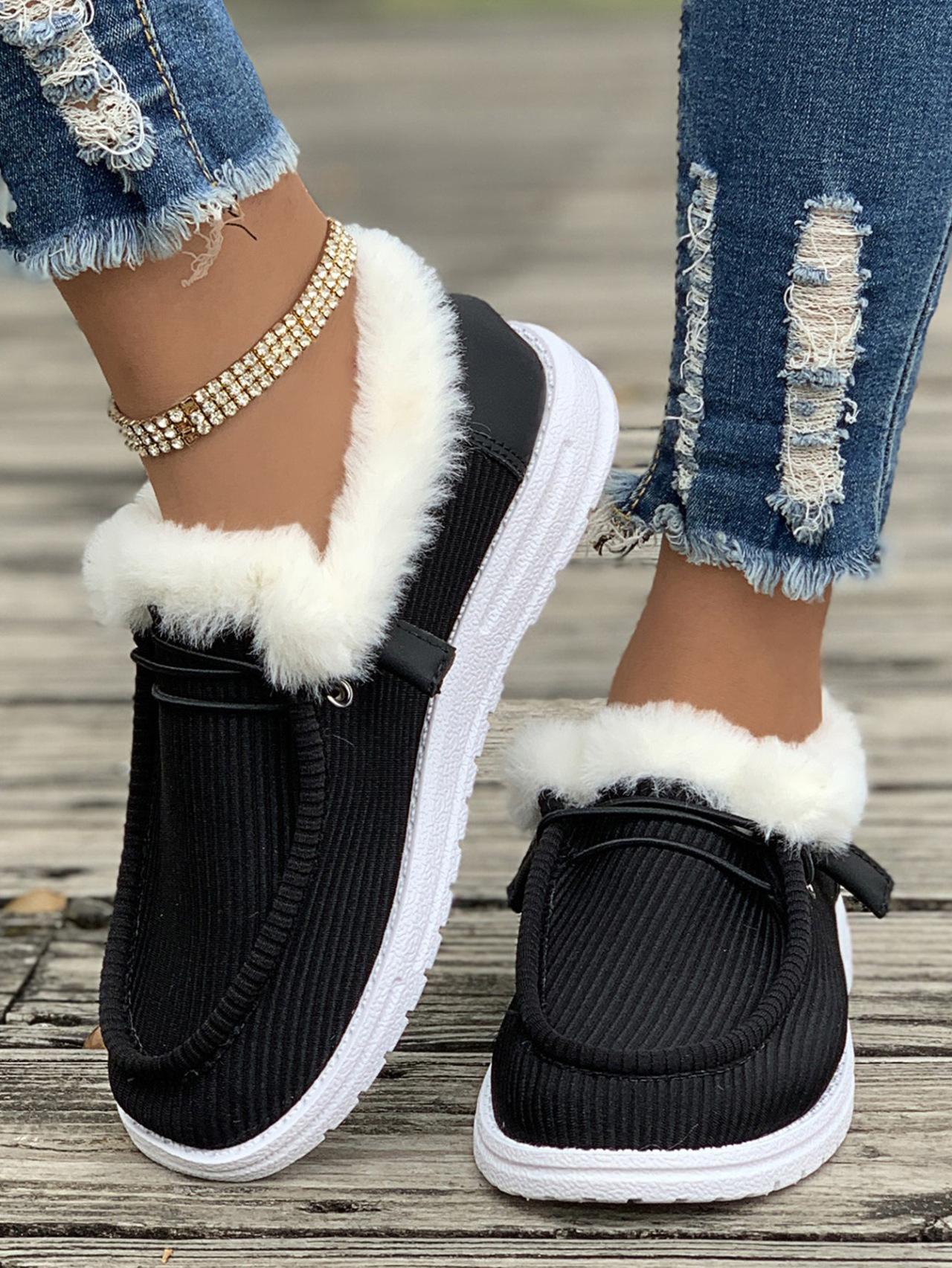 

European and American thick-soled plush low-top single shoes women s warm color matching cotton shoes 36 чёрный