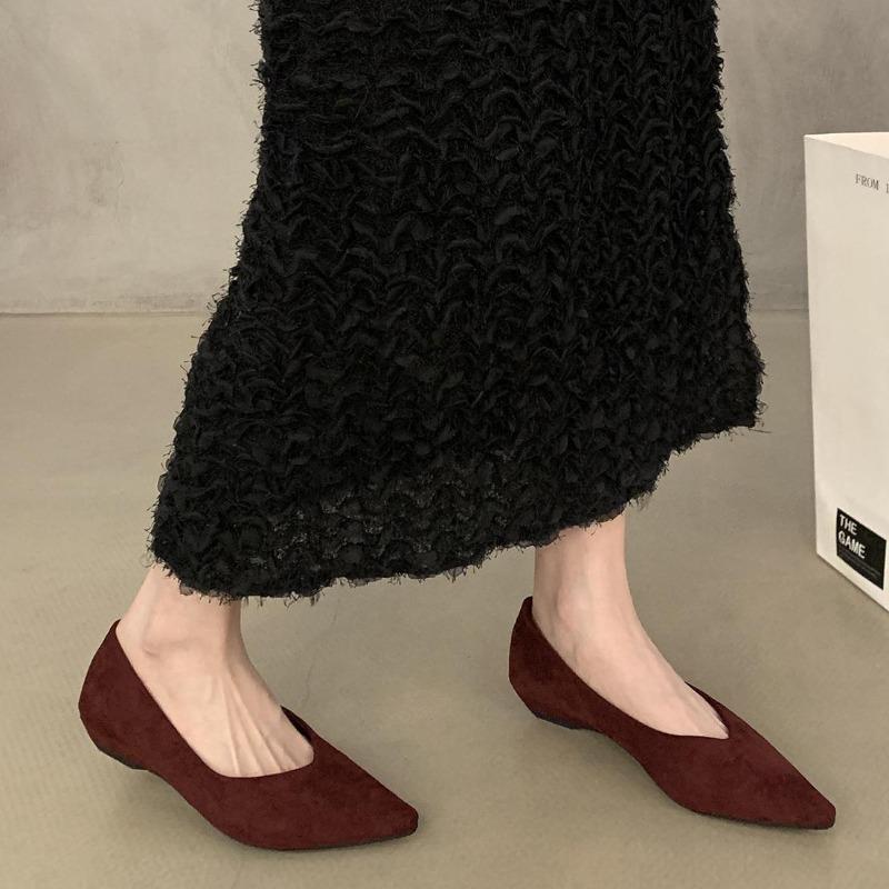 Elegante Wedge Dames Lage Hakken 2026 Nieuwe Puntige Neus Kantoorschoenen Vrouwelijke Metalen Gesp Lage Pumps Mode Feestjurk Schoenen