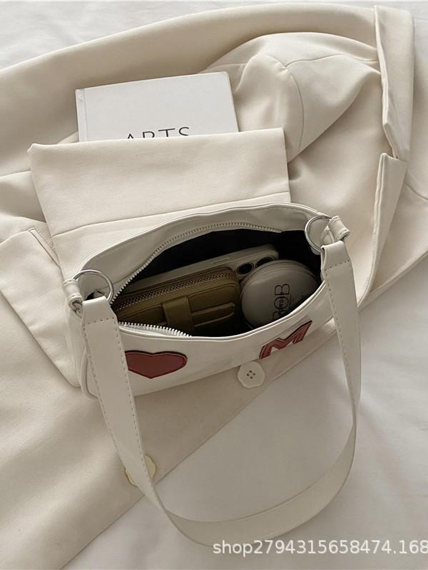 2025 Autumn/Winter Women's Large Capacity Peach Heart Crossbody Shoulder Bag
