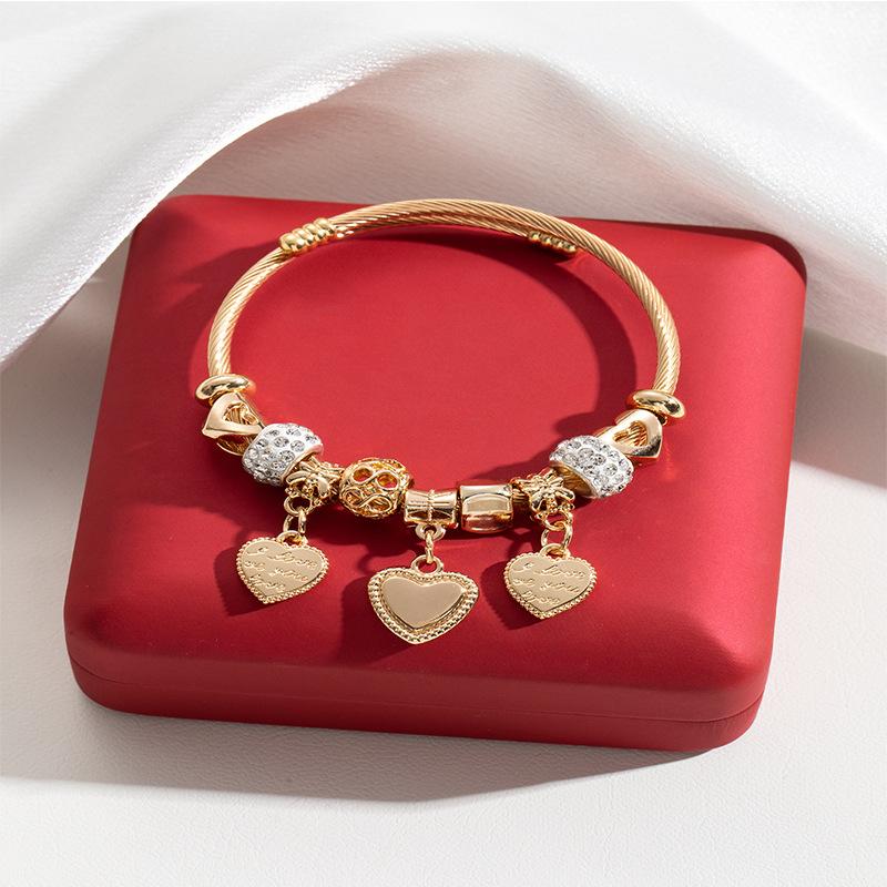 Handmade Beaded Bracelet With Heart Alloy Pendant And Stainless Steel Diamond Ball Beads