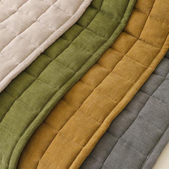 Dog Couch Cover Non-Slip Washable Sectional Couch Protector Quilted Sofa Slipcover