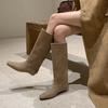 European fashion and comfortable sleeve low-heeled women's boots 2025 autumn and winter new fine-heeled woven high-heeled square boots