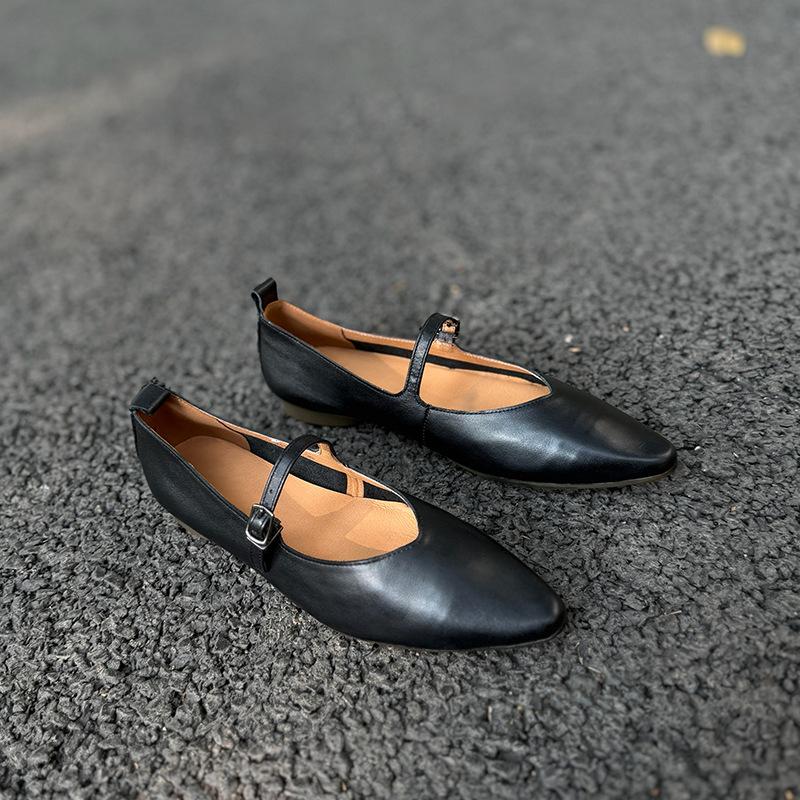 

Johnature Retro Buckle Strap Pointed Toe Soft Soled Soft Cowhide Women s Genuine Leather Flats Shoes 35 чёрный