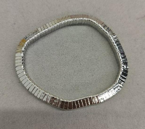 European-American Metal Patchwork Bracelet: Elegant, Luxurious, and Fashionable Women's Hand Jewelry