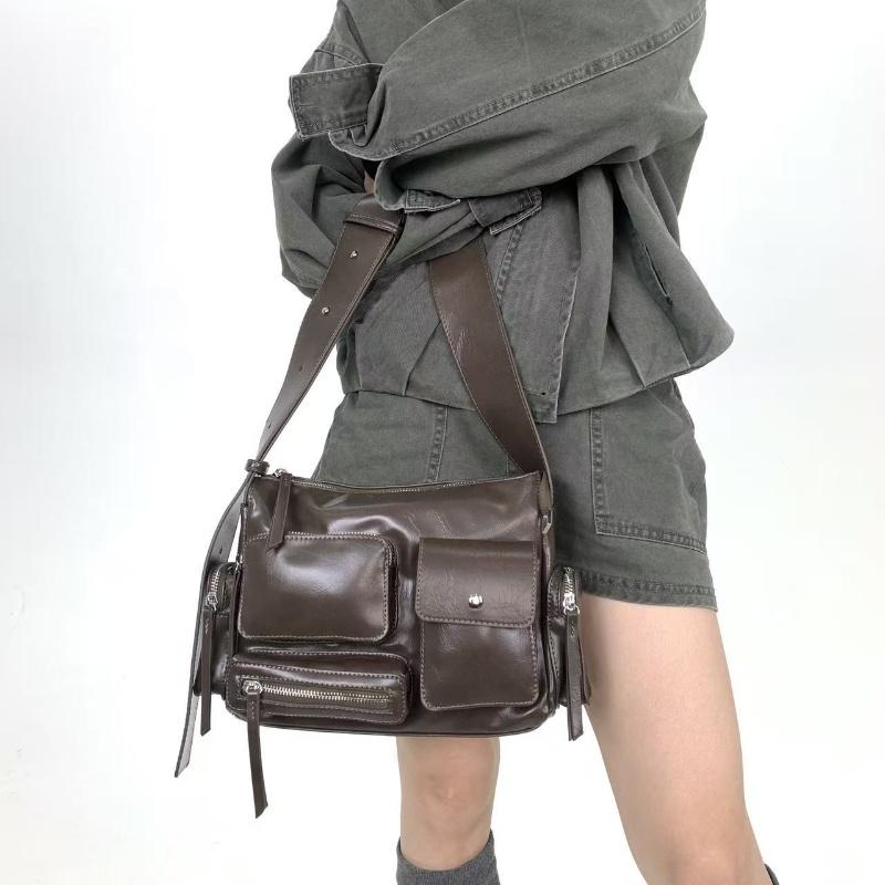 Multiple Pockets Women's Shoulder Crossbody Bag Vintage Street Motorcycle Bag Ladies Daily Use Commuter Bag Handbags