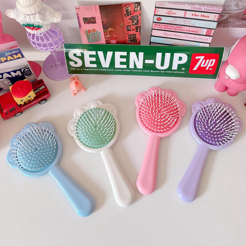 

Cat Paw Paddle Comb (1) Sky