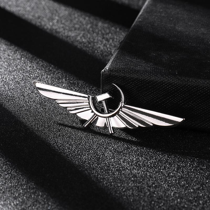 Vintage Personality Brooches: Trendy Metal Lapel Pins & British Fashion Medals