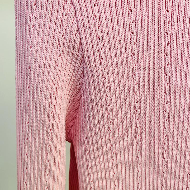 High Street Fashion Spring 2026 Pink Slim Fit Knit Cardigan with Lion Buttons