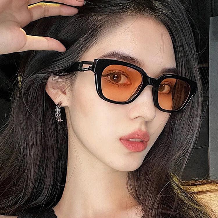 William Chan Style 2022 Korean Square Sunglasses with Paperclip Buckle Decoration