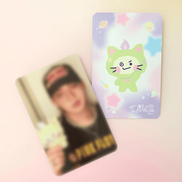 TREASURE TRUZ Planet PVC Photo Card Holder Stand