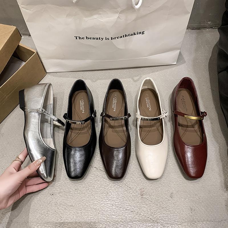 French Square Head Mary Jane Shoes Women'S Flat Bottom New Retro Soft Leather Low Heel Single Shoes Light Mouth Fashion Women'S Shoes