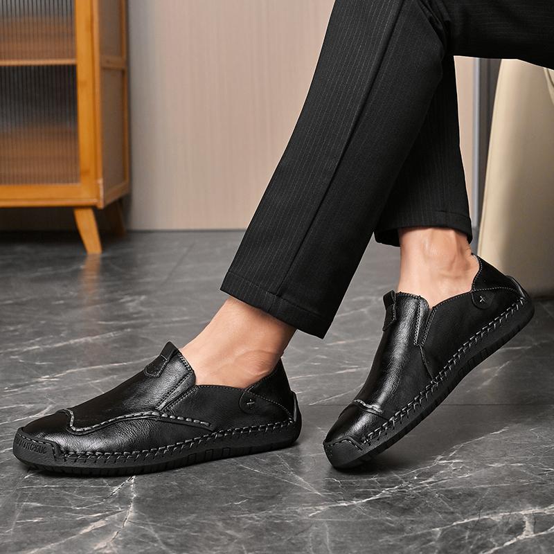 Leisure Flat Shoes Men Ultra-light Classic Driving Shoes Comfortable Soft Leather Shoes Men's Casual Shoes
