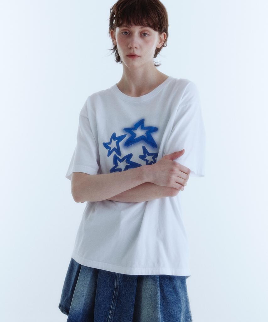KINETO Women Star Shine Embossed Print T-Shirt_White