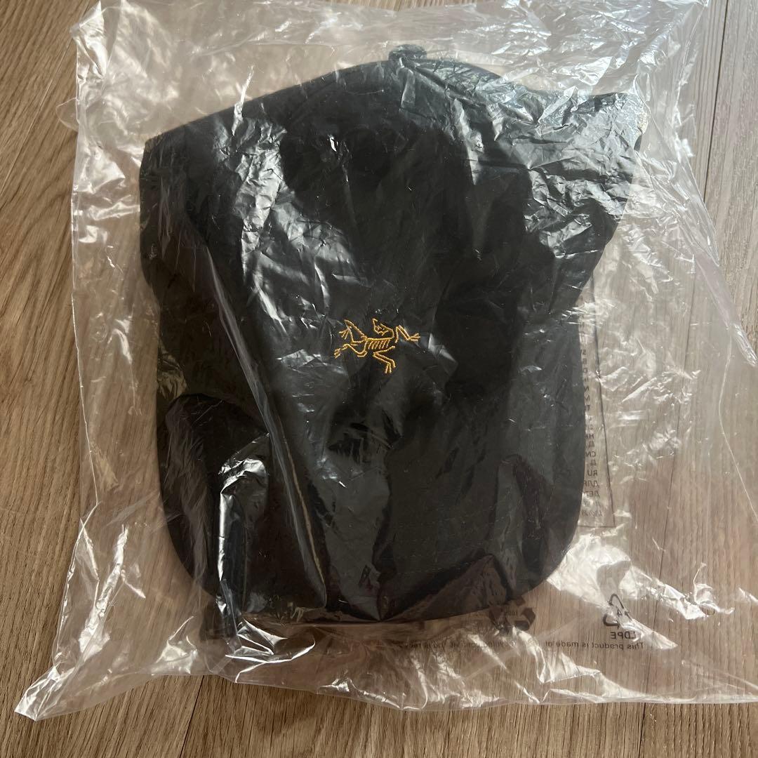 Used [New and unused] ARC TERYX Small Bird Hat 2023