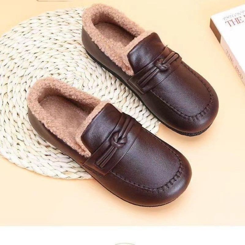 New Women's Soft-soled Cotton Shoes with Fleece, Flat Shoes, and Leather Shoes On One Foot