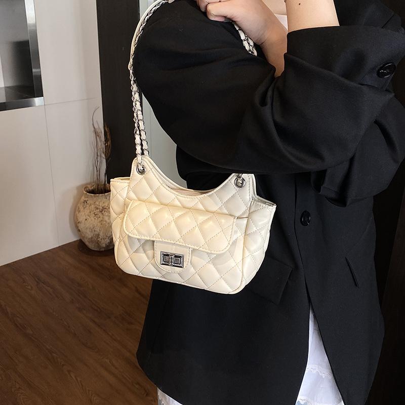 New Women's Bags Are Trendy and Fashionable, Diamond Embroidered Thread Chain, Single Shoulder Oblique Span Bag Is Fashionable