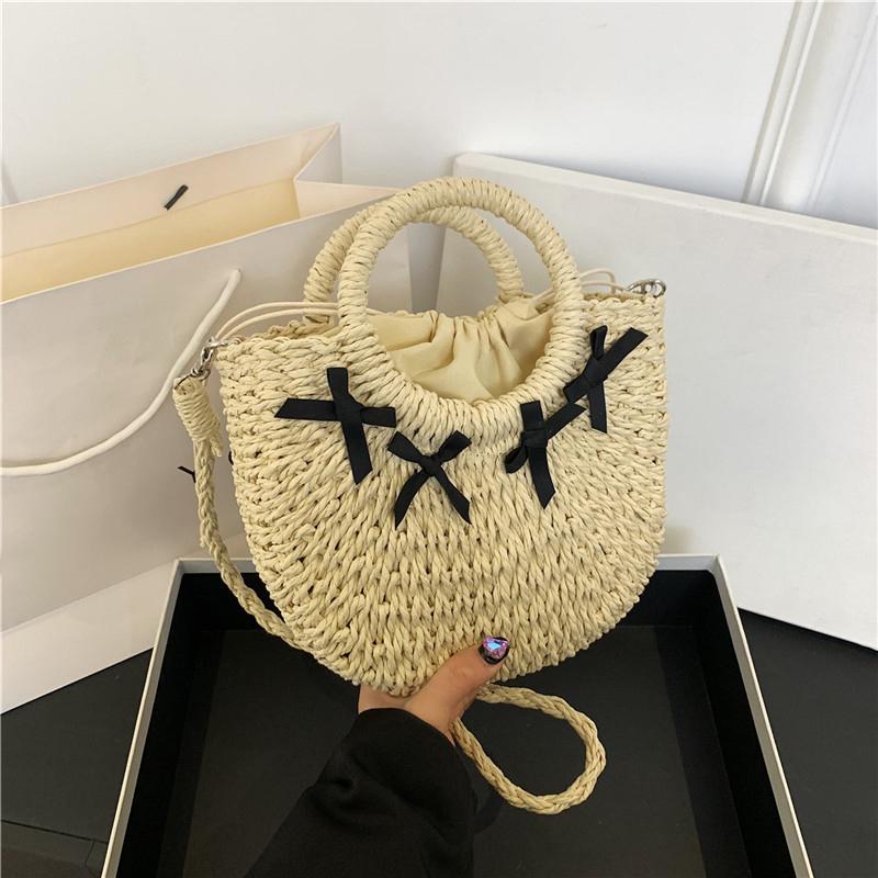

Straw Woven Bag Small Fragrant Style Sling Shoulder Crossbody Bag Hand-held Women s Bag Bow Design Beach Bag CLE 19.5x6x16cm бежевый