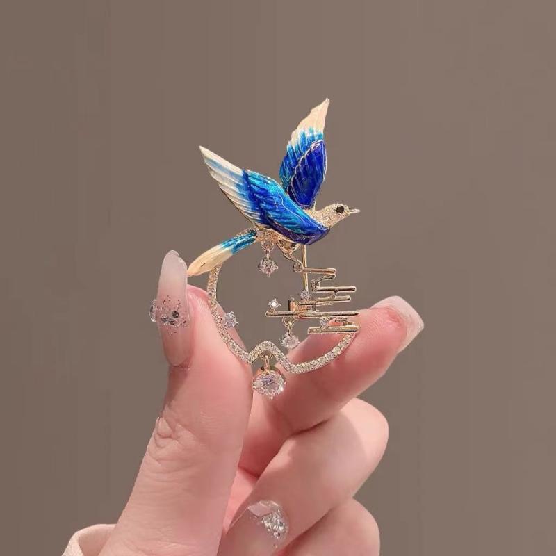 Fashion Chinese Style Swallow Brooches For Women Clothing Coat Jewelry Accessries Gifts