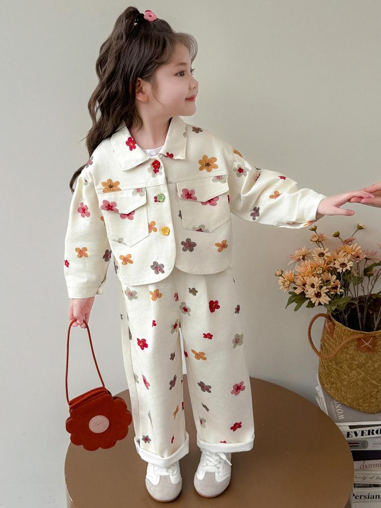 2025 Herbst Mädchen Off-White Denim-Set mit kleiner Blumenstickerei - Koreanischer Stil Zweiteiler für den Kindergarten