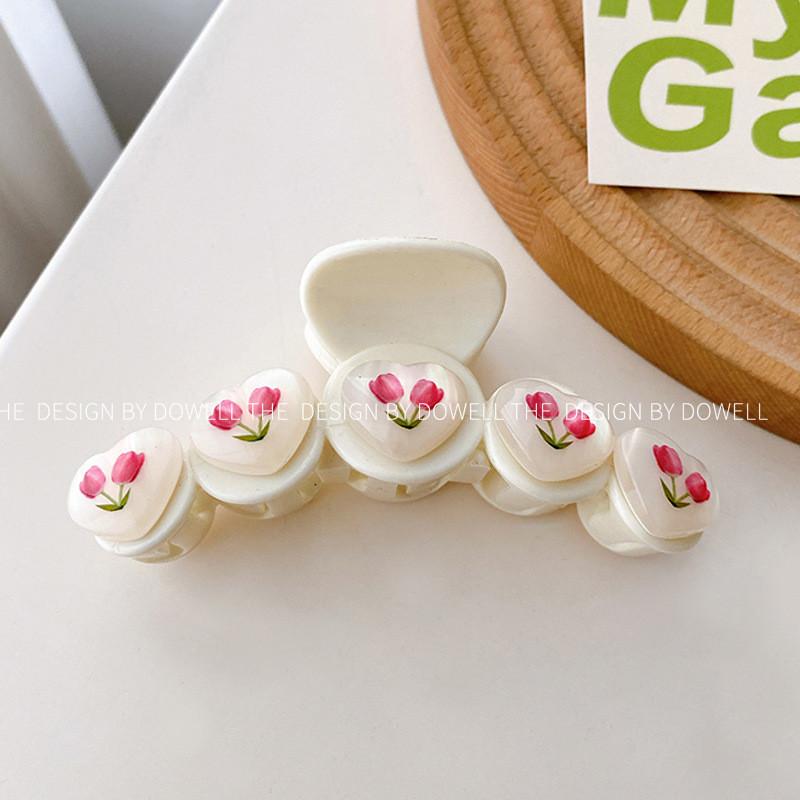 

Elegant Floral Hair Claw Clip For Women In Transparent And Pure White Colors White Heart Flower