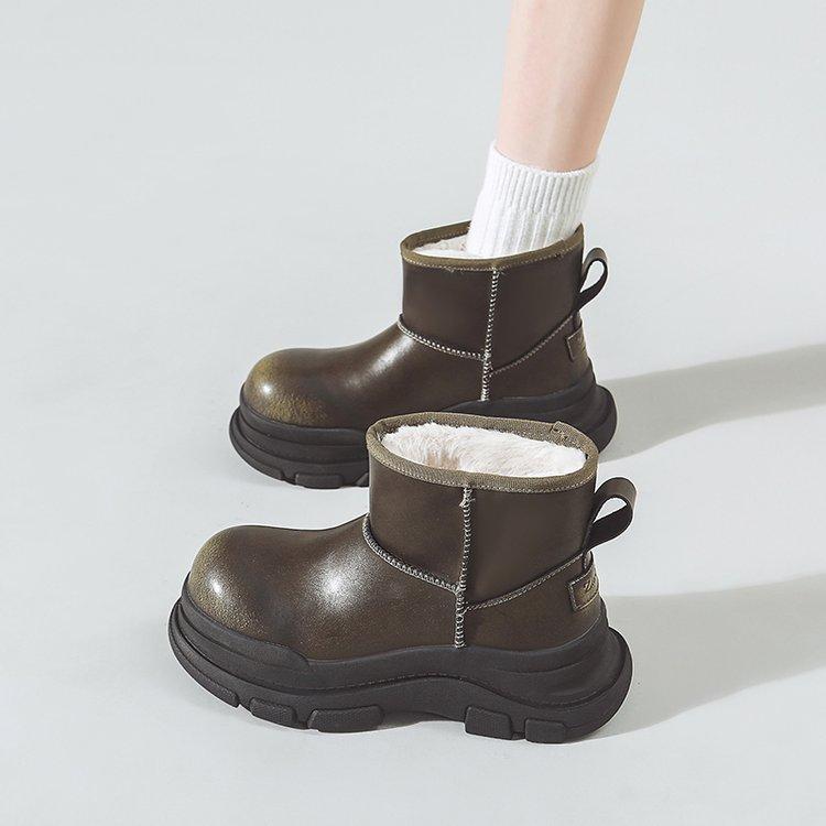 Waterproof and non-slip thick-soled fashionable warm snow boots for women 2025 new short velvet thickened large cotton shoes for women