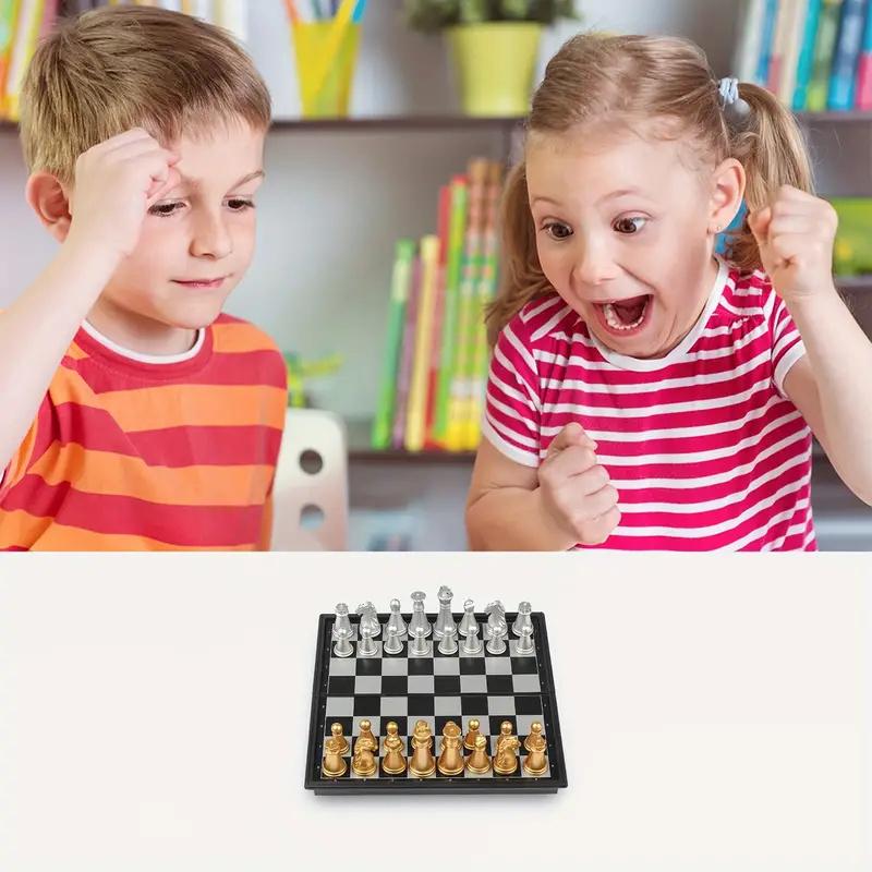 Stolní mini magnetické šachy, malé přenosné skládací šachy Klasická dáma backgammon Cestovní sada Hračky pro děti Dárek pro dospělé