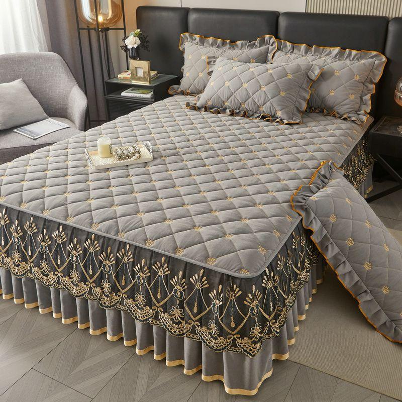 3pcs Korean Style Princess Bed Skirt Set, European Lace Edge Bedspread with Pillow Shams Contemporary Embroidered Lace Bedding Protector