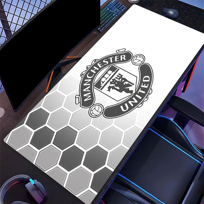 Man Utd Mouse Pad, Large Gaming Desk Mat, Non-slip XXL Mousepad for Laptop & Tablet, Mini PC Playmat with Stitched Edges
