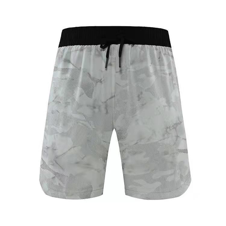 Men's Quick-Dry Camouflage Sports Shorts: Loose Fit for Running, Training, and Fitness