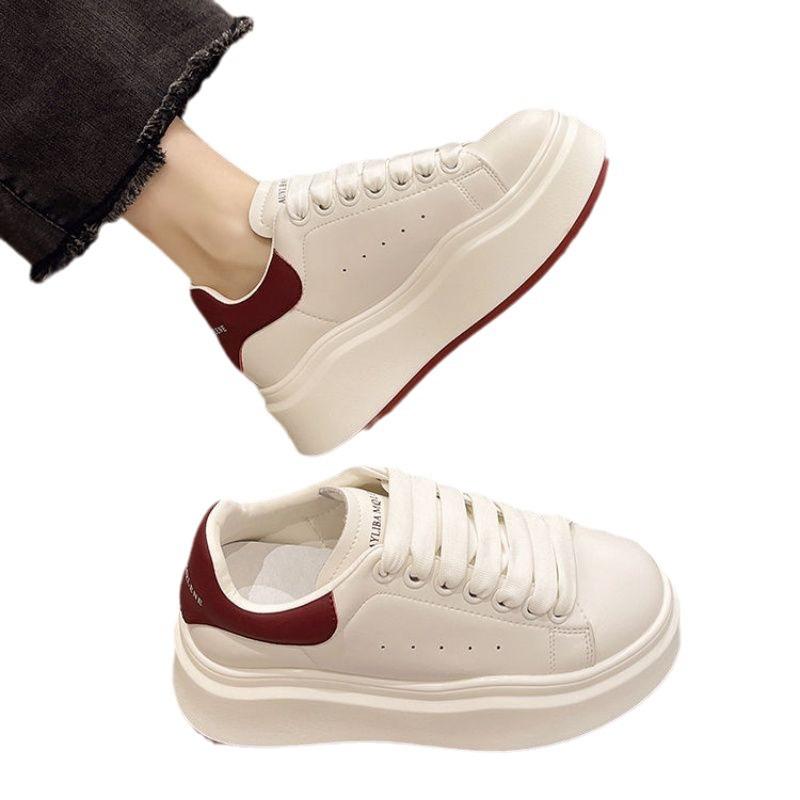 Oddychające Damskie Wiosenno-Jesienne Uniwersalne Buty na Grubej Podeszwie z Małym Koturnem Sportowo-Rekreacyjne Sneakersy na Platformie