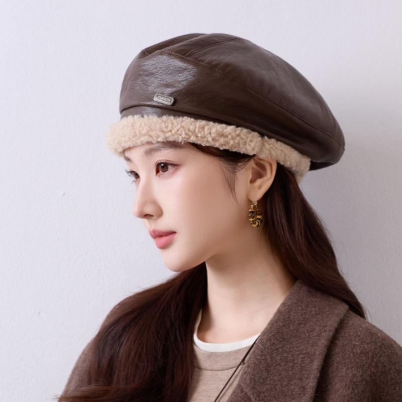 Winter neue Leder Baskenmütze Damen Lammleder grobe Kante High-End Temperament vielseitig Gesicht kleines Malerhut