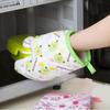 Thickened Microwave Heat-Resistant Gloves with Velvet Lining & Insulation Pad - Two-Piece Set