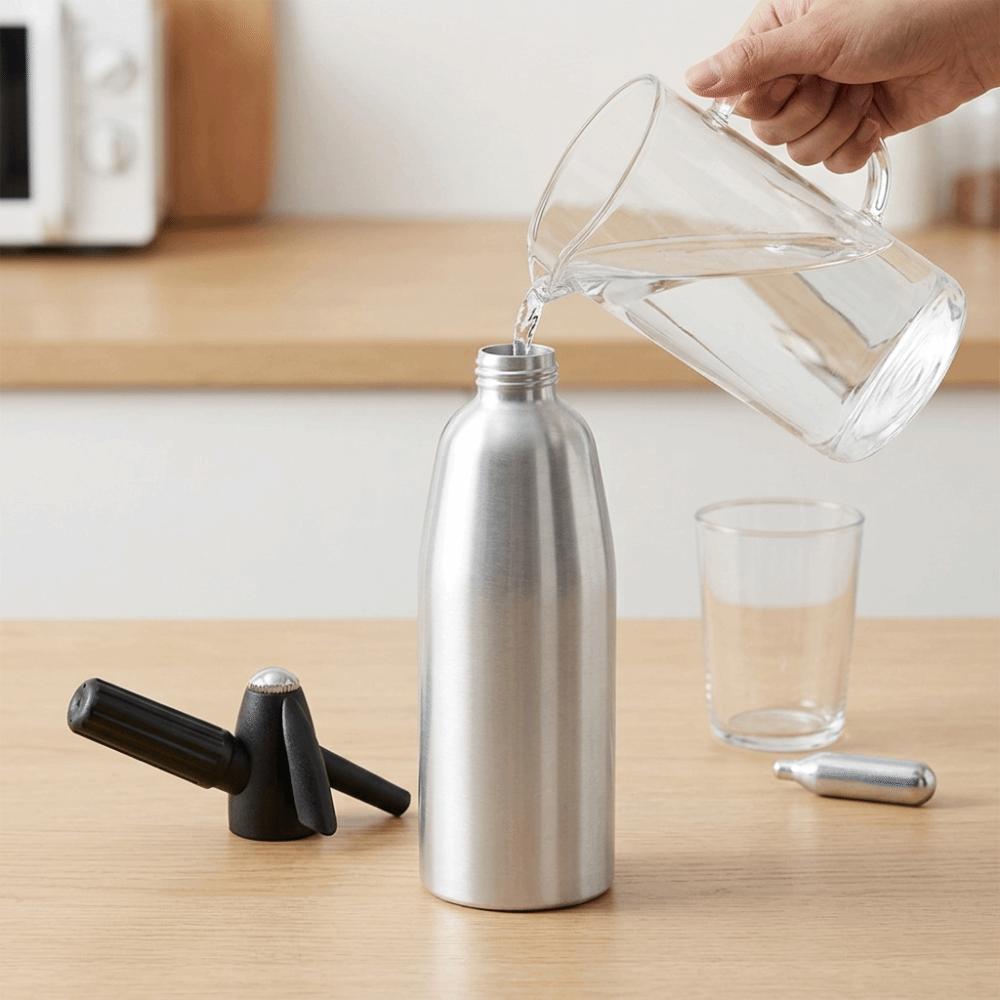 1L Water Soda Hand Press Sparkling Water Dispenser Food Safe Inner Siphon Bottle  Kitchen