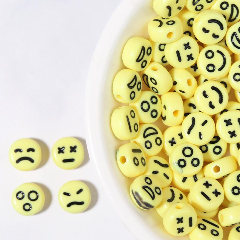 100Pcs/Lot 7mm Acrylic Beads Emoticon Pattern Color Flat Round Hole Size 1.3mm Beads Diy Cute Bracelet Necklace Accessories