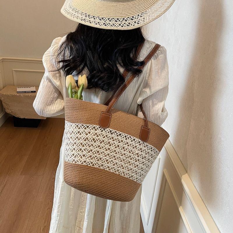 Summer striped shoulder commuter straw bag new large capacity casual fashion women's beach tote bag