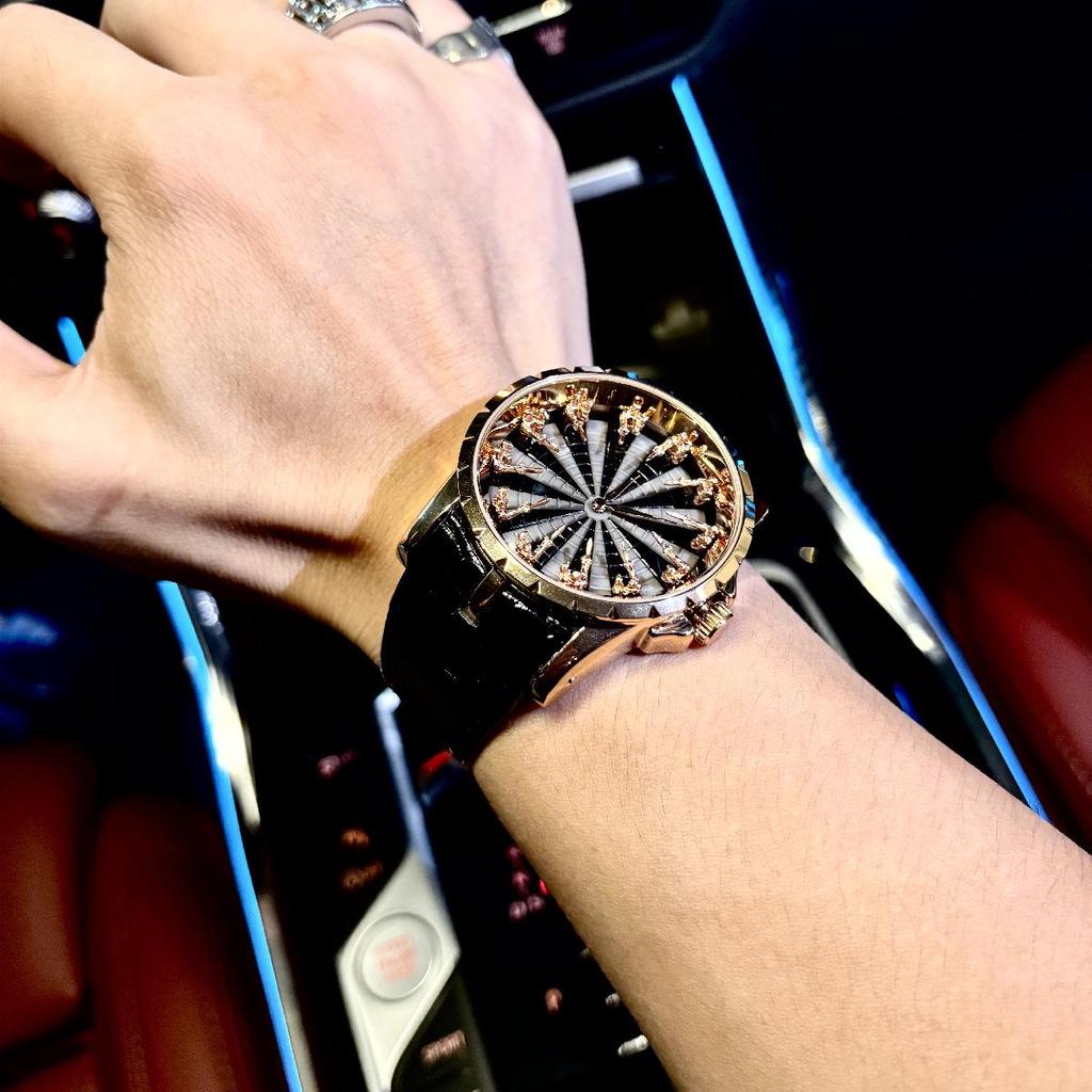 Twelve Knights Hand Expression Valentine's Day Gift for Boyfriend - Trendy Men's Cross-border Selection.