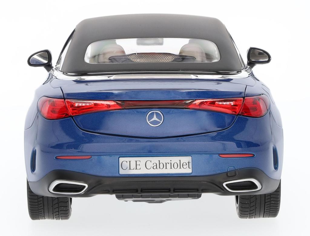 Genuine CLE Cabriolet AMG Line Spectral Blue Scale Model [Mercedes-Benz Collection] (A236) 1/18