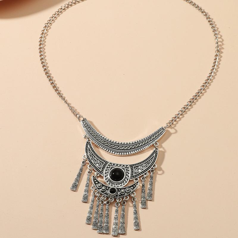 Retro Ethnic Style Alloy Collarbone Chain Hollow Flower Creative Necklace Bohemian Hanfu Ancient Clothing Neck Chain Necklace