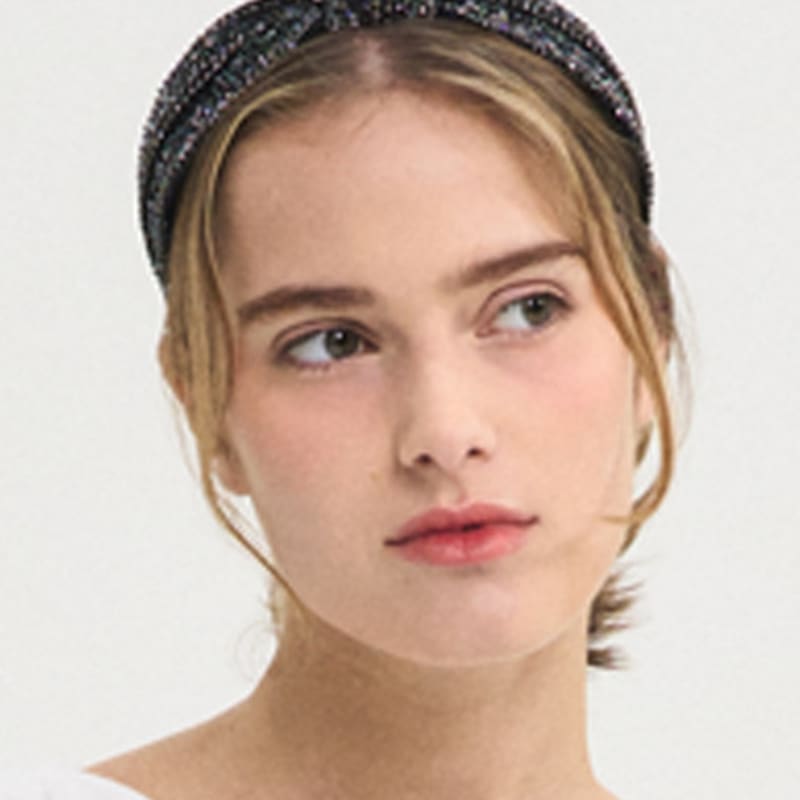 SORRY TOO MUCH LOVE Ribbon Bandana Gem Hairband_Black