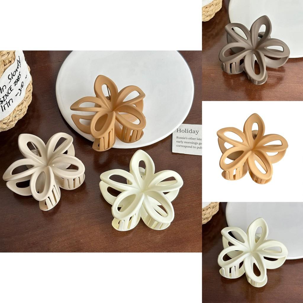 Premium Quality Floral Hair Clip With Unique Egg Flower Style Ideal For Everyday Use