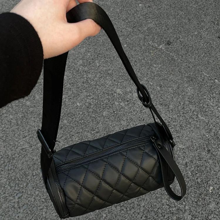 Summer Fashion Diamond Cylinder Bag Women's Wide Shoulder Strap Fashionable Oxford Bucket One-Shoulder Crossbody Pillow Bag