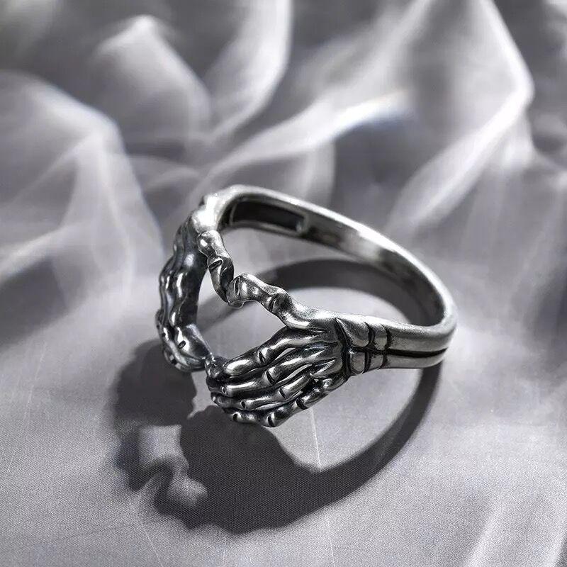 

Retro Biker Hand Heart Shape Ring For Men Women Design Punk Gothic Antique Copper Plated Couple Ring Hip Hop Rock Party Zircon 11