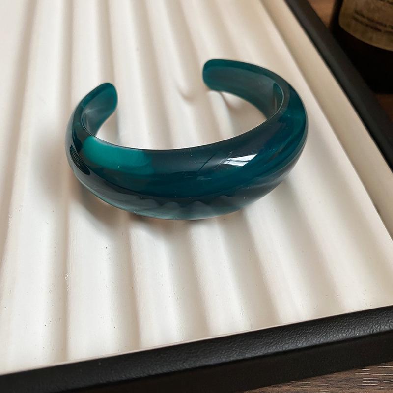 Pulsera geométrica de acrílico chic europea y americana – Joyería de mano elegante, versátil y de alta gama