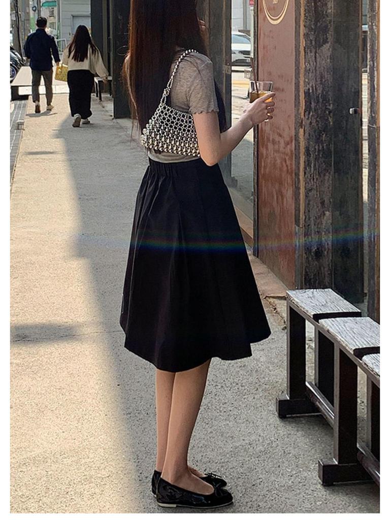 Black Pleated Midi Skirt: Women's A-line Casual Swing for Spring & Autumn - Petite Sizes Available