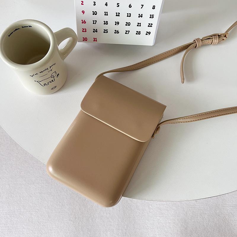 

2025 niche versatile vertical Japanese and Korean change mobile phone bag simple box bag retro men s and women s texture messenger bag tide абрикосовый