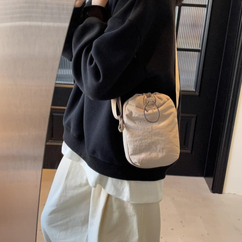 New Foreign Style Small Square Bag 2025 Niche Design Casual Shoulder Messenger Bag Simple Personality Korean Version Armpit Bag