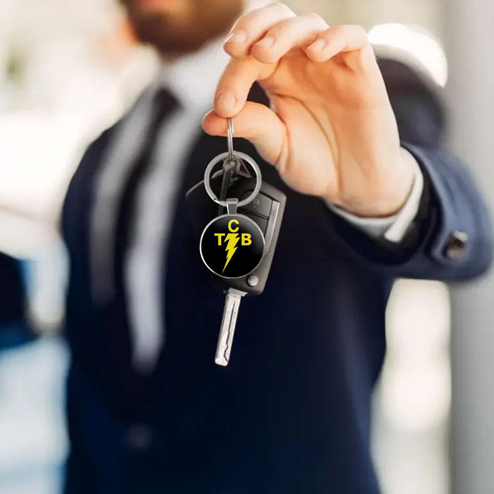 1PC TCB Lightning Rock Band Emblem Keychain Durable Yellow Lightning Style Car Keyring Accessories Souvenir Gift for Men Woman