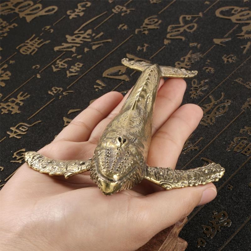 Metal Animal Statues Figurines Retro Whale Statue Figurines Sculptures Tabletop Centerpieces Home Decors Collectibles