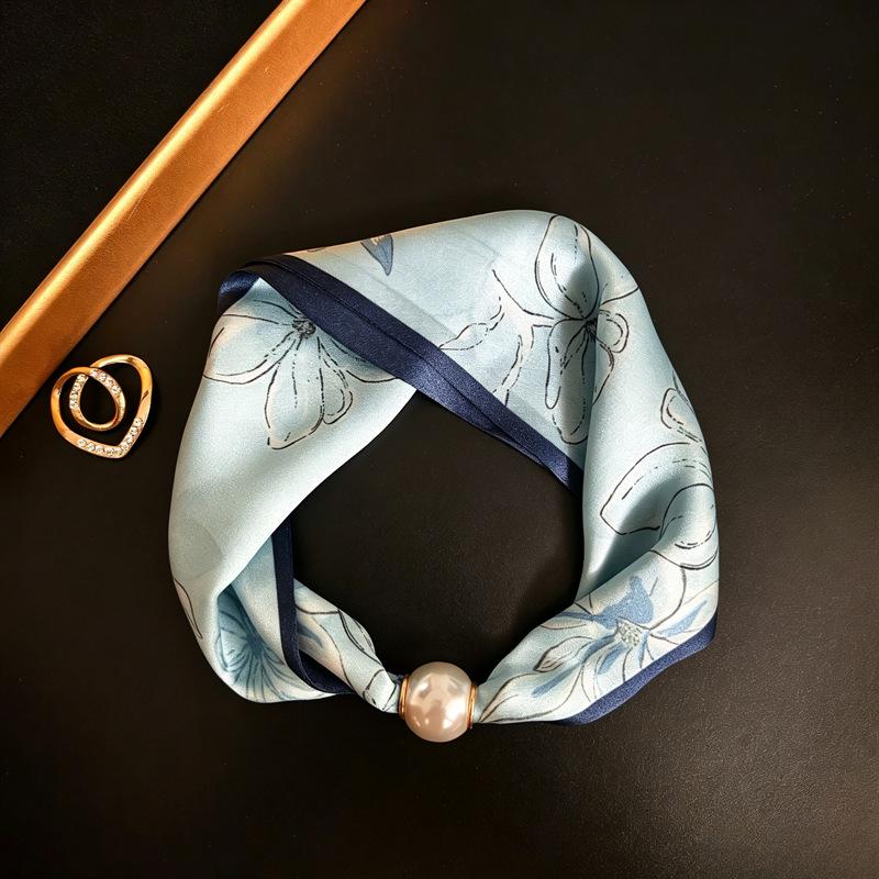Silk Magnetic Buckle Scarf: Luxurious, Versatile Mulberry Silk for Women's Spring/Summer Neck Protection